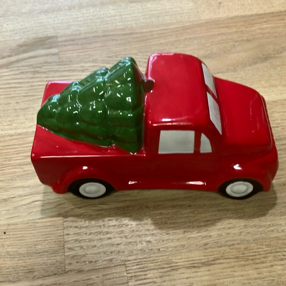Christmas ceramic red truck with tree decoration